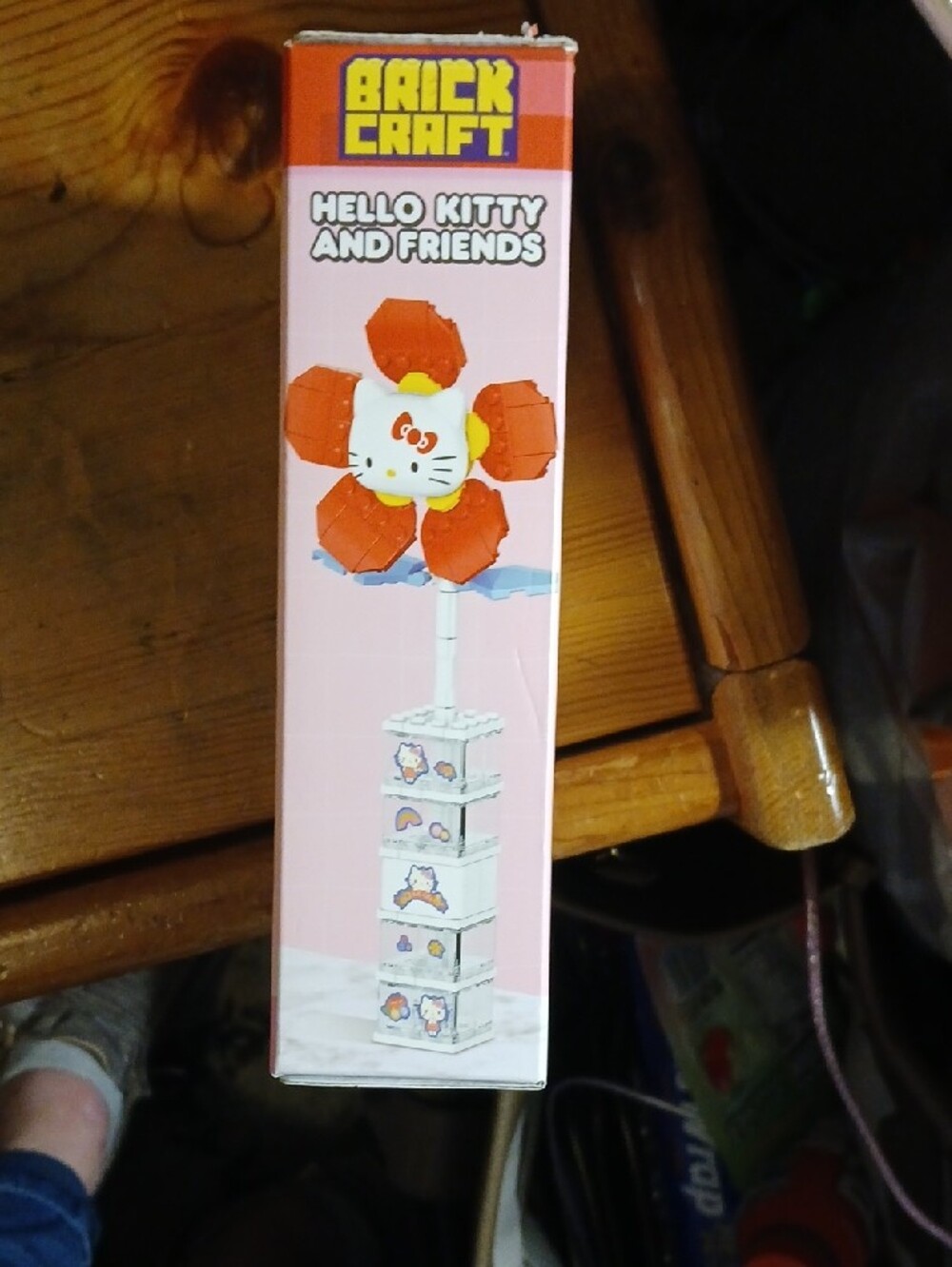 Hello Kitty Red Flower Building Set - Picture 4 of 6